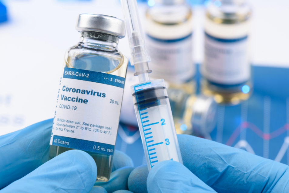 Food and beverage groups urge priority access to COVID-19 vaccine