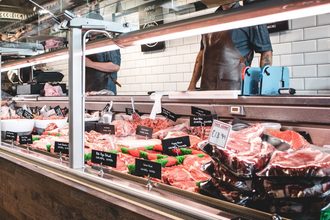 meat-retail-counter-with-glass-display