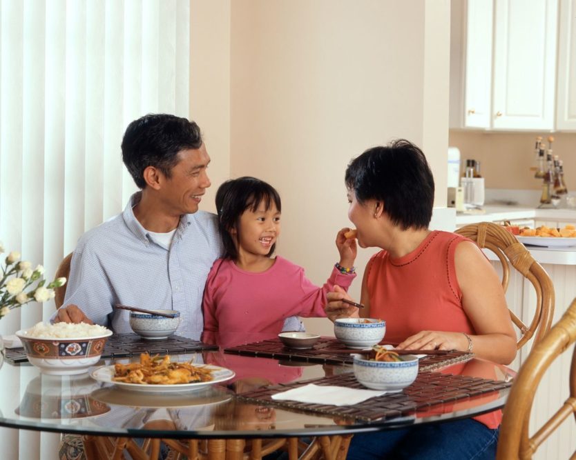 family-eating-dinner-at-home