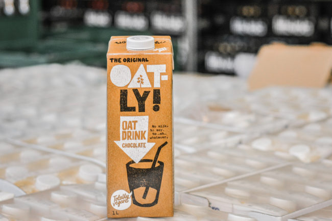 oatly-chocolate-oat-milk-package