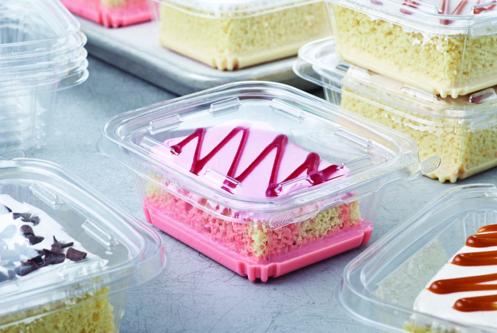 single-serve-pieces-of-cake-in-plastic-boxes