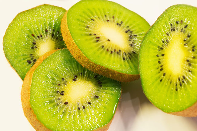 sliced-kiwifruit