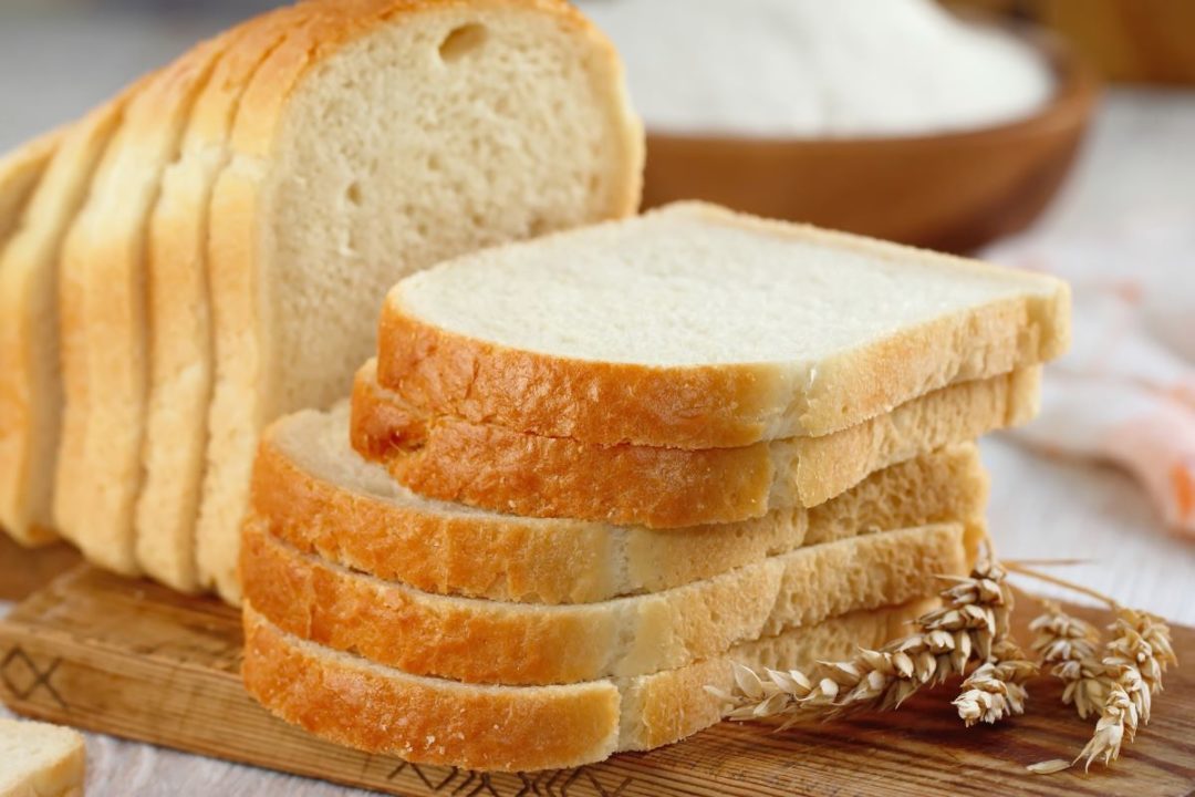 white-bread-slices