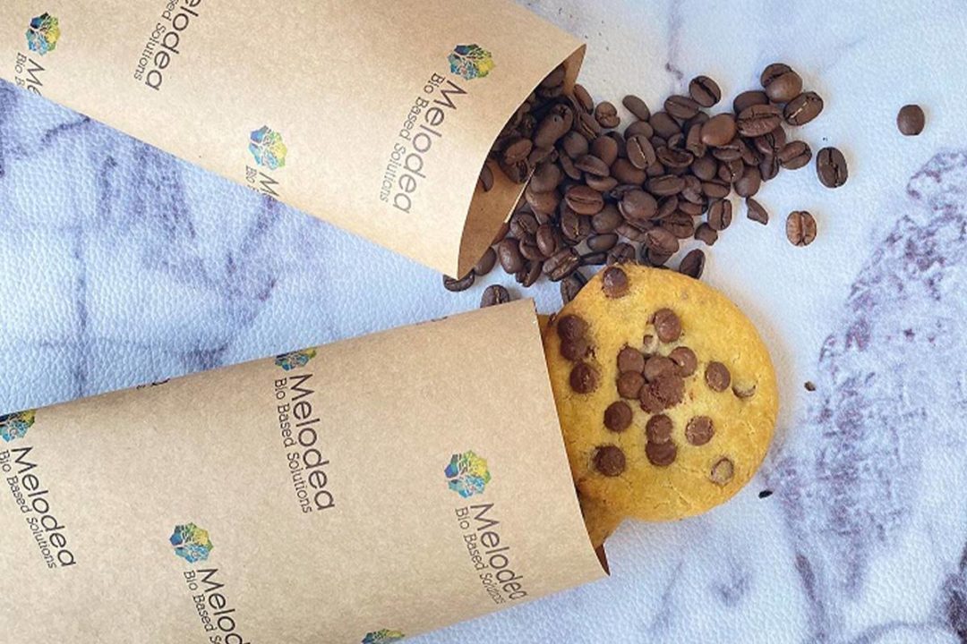 melodea packaging with chocolate chip cookie