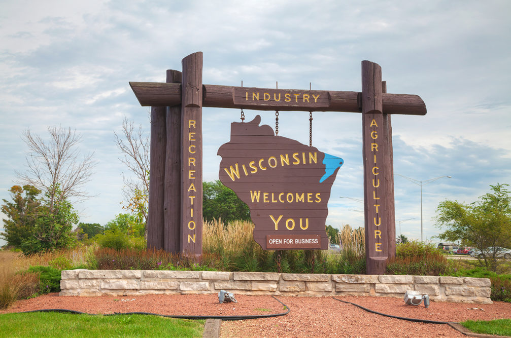 Wisconsin welcomes you sign at the state border