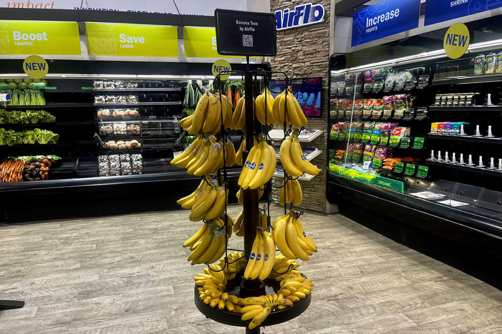 Carlson AirFlo Merchandising Systems banana display at IFPA trade show